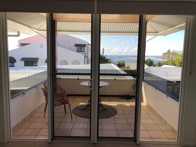 SCRC Cleaning Enterprises Sunshine Coast, North Brisbane, Gympie, Builders Cleans, Office Cleans, Building site cleans, Shopping Centre Cleaning Management, Rust Removal Specialist, External Pressure Cleaning, site shed clean, prestige cleaning of large homes